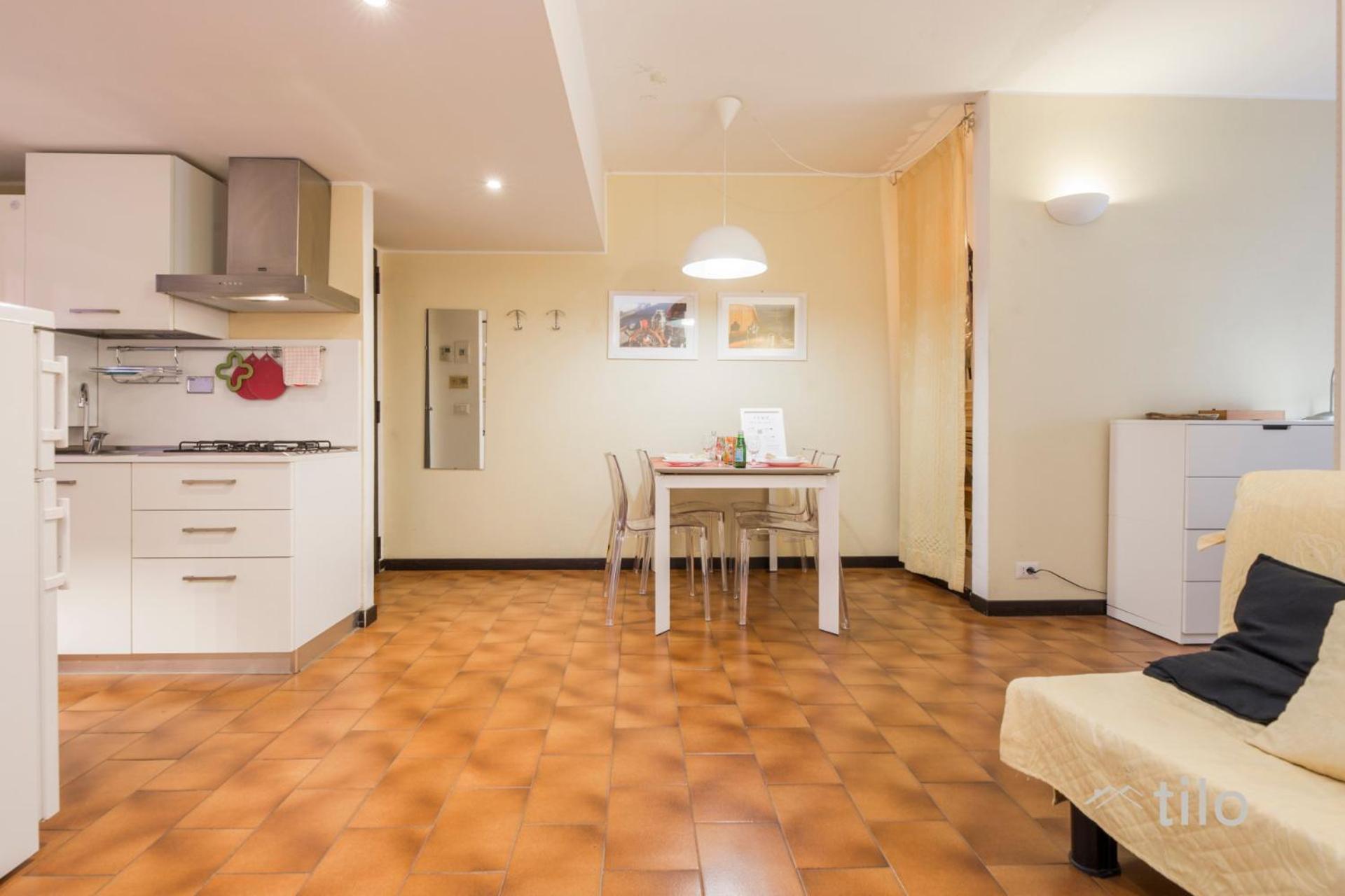 Apartment 1m| 4 People| Sea By Tilo Genua